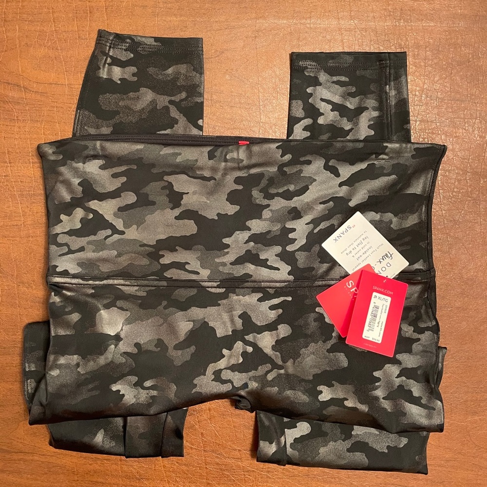 Spanx Faux Leather Camo Leggings - XL